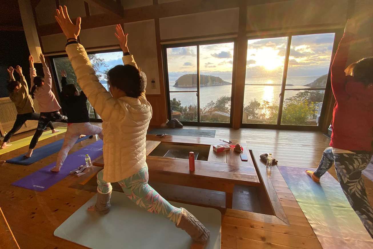 朝食の炊き立てごはん